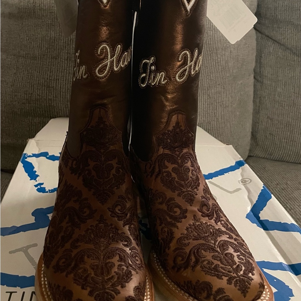 Tin Haul Brown Embroidered Women's Boots